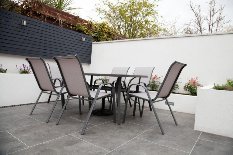 Een tuin is pas helemaal af met een mooi terras