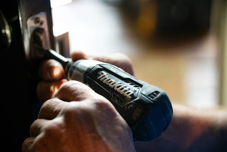 Dakkapel reparatie: wat kost het en waar moet je op letten?